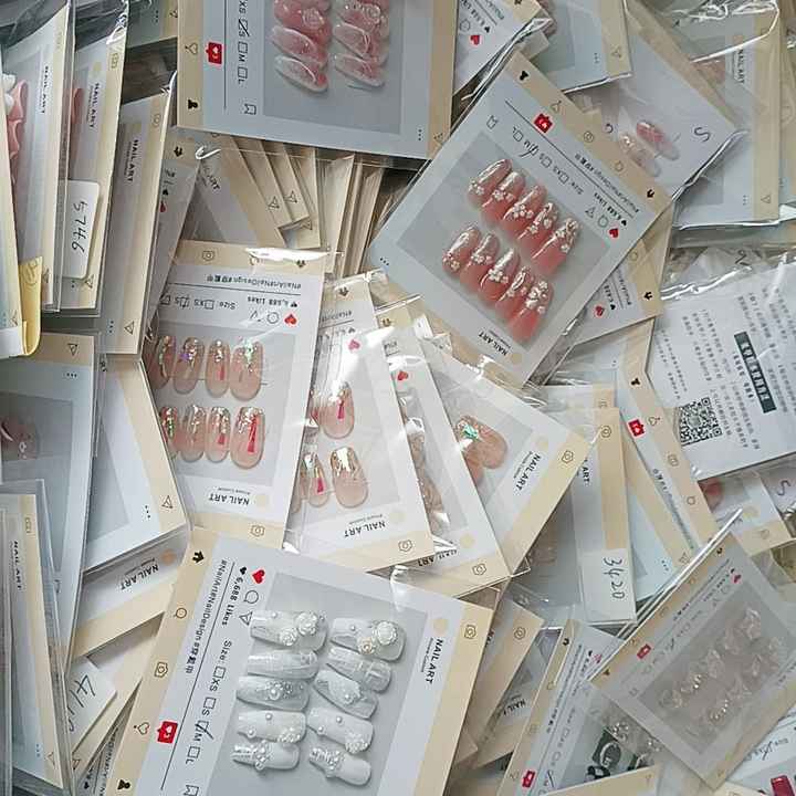 Artificial nails