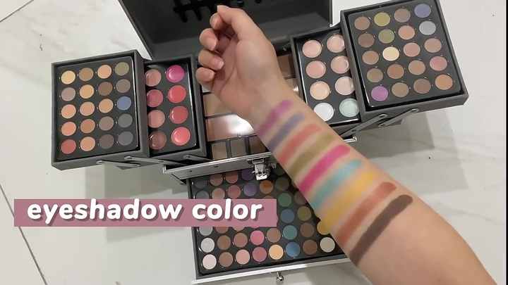 makeup box 