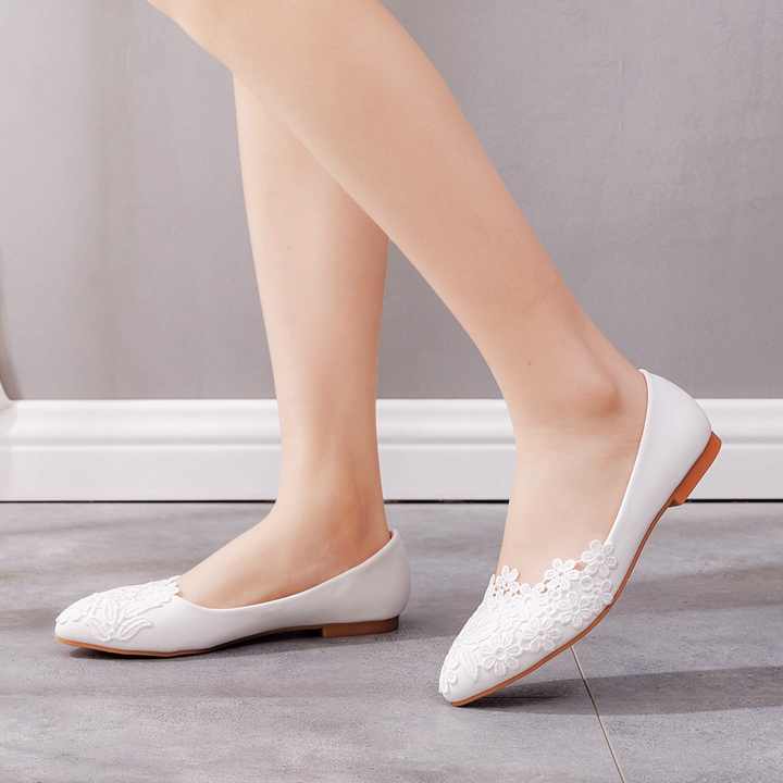 white women's shoes 