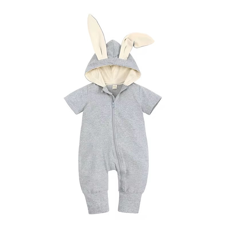 newborn baby clothes