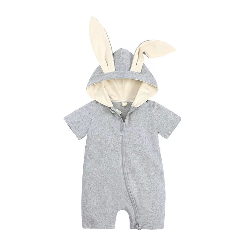 newborn baby clothes