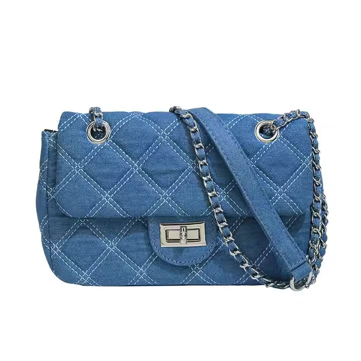 حقيبة يد نسائية أنيقة بتصميم مستطيل