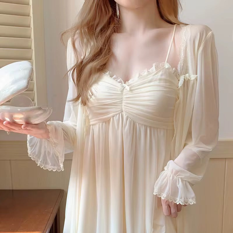 طقم نوم نسائي