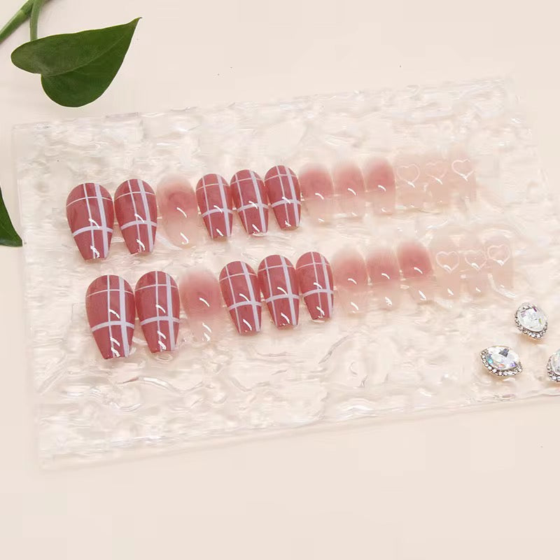 Artificial nails
