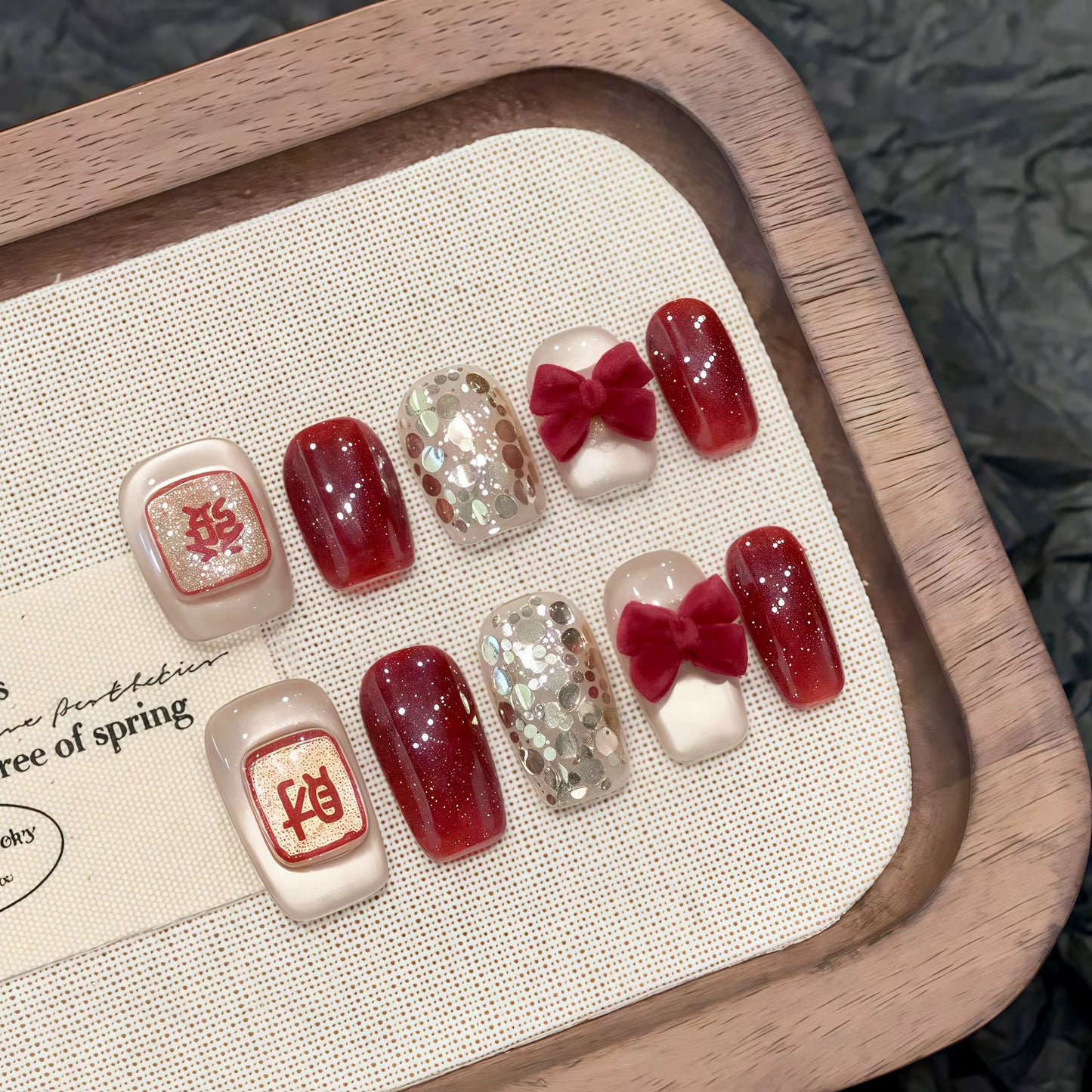 Artificial nails