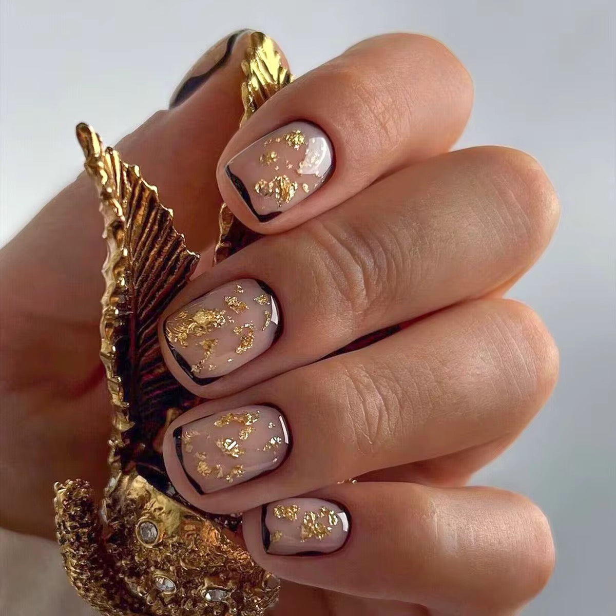 Artificial nails
