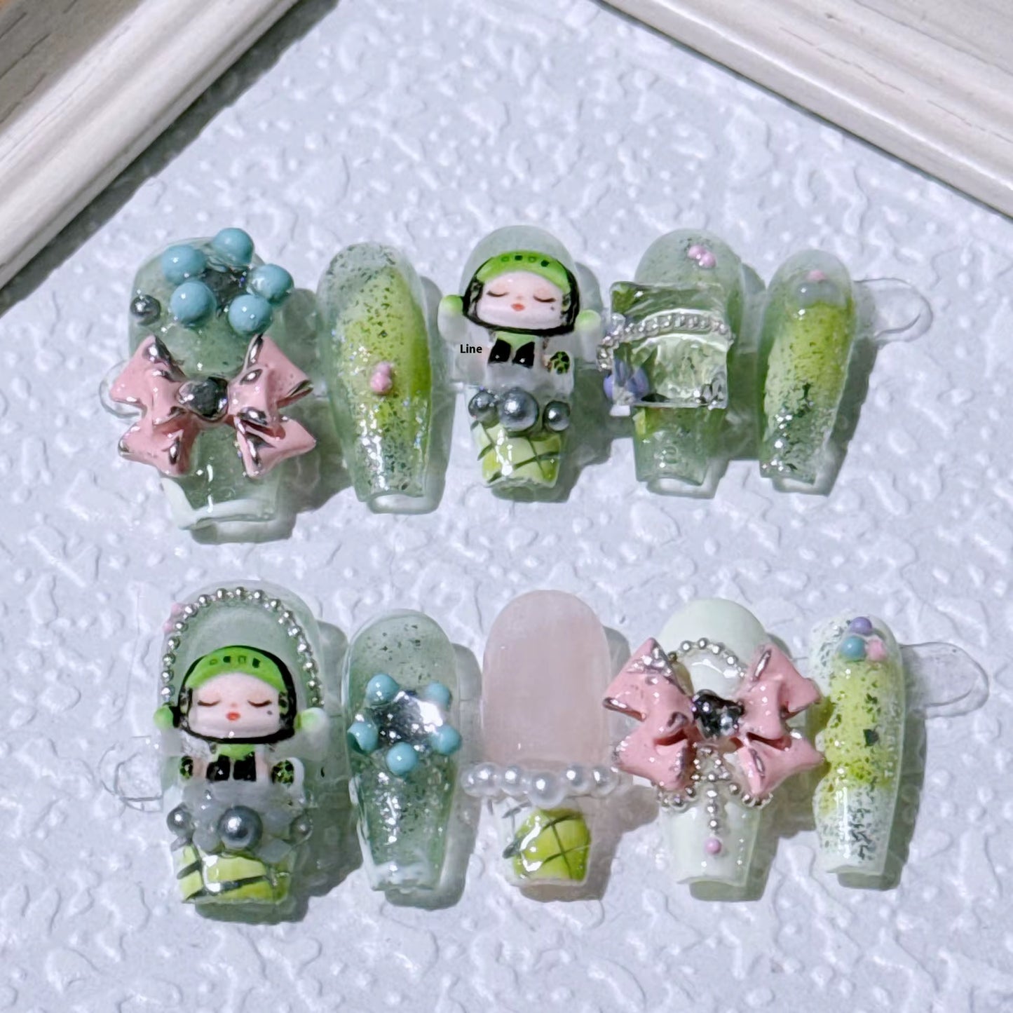 Artificial nails