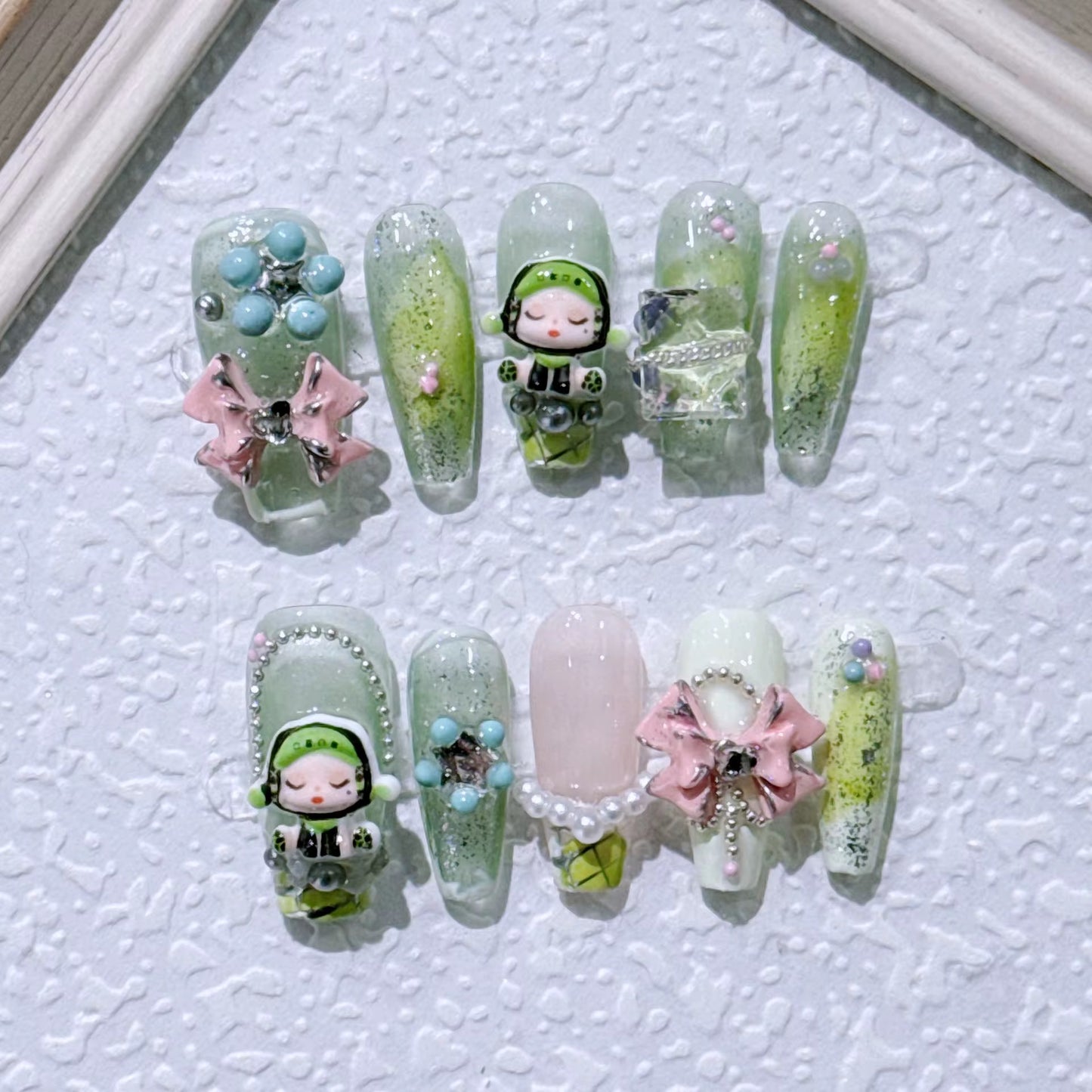 Artificial nails