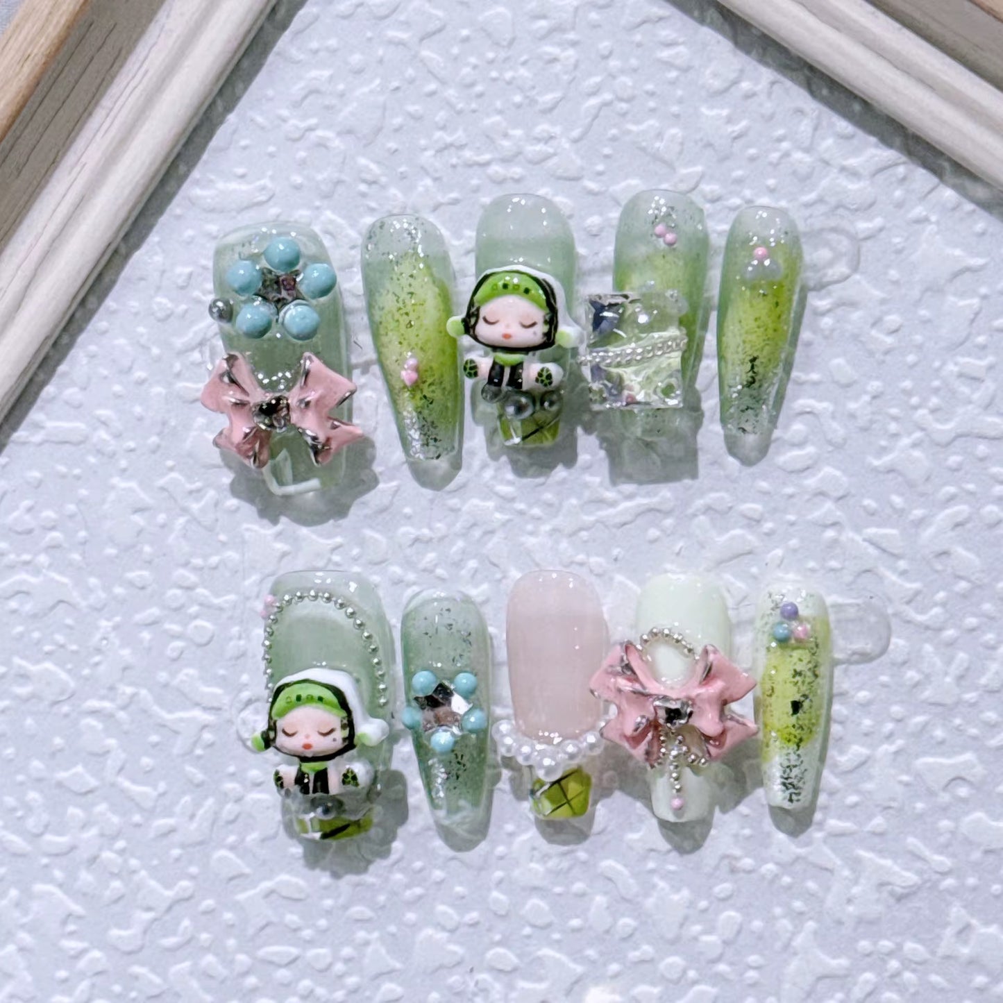 Artificial nails