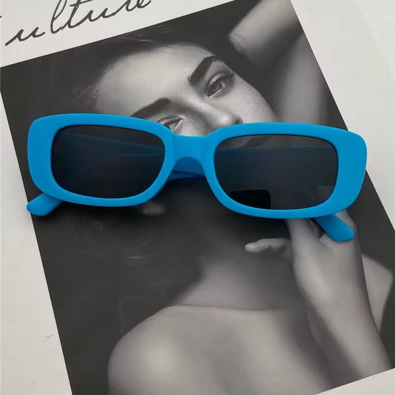 Women's sunglasses in multiple colors