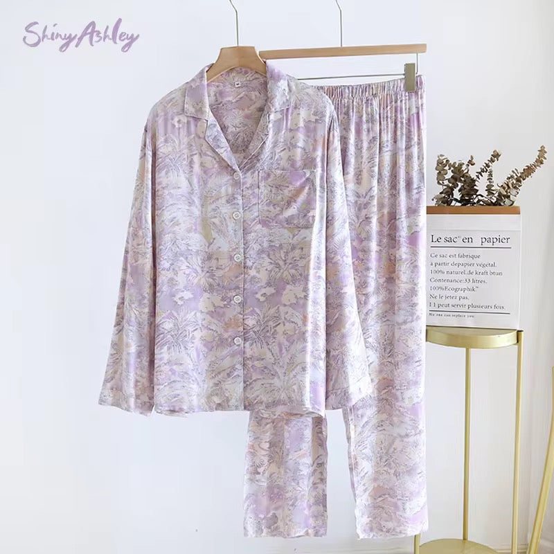 Women's sleepwear