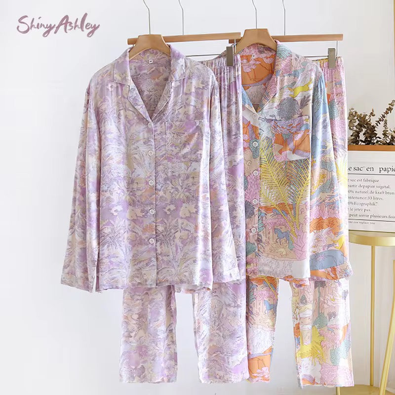 Women's sleepwear