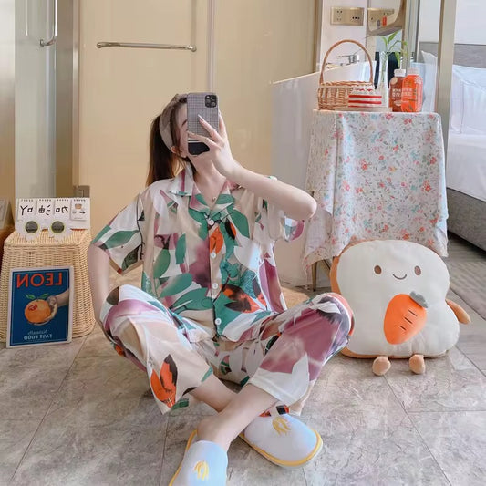 Women's sleepwear