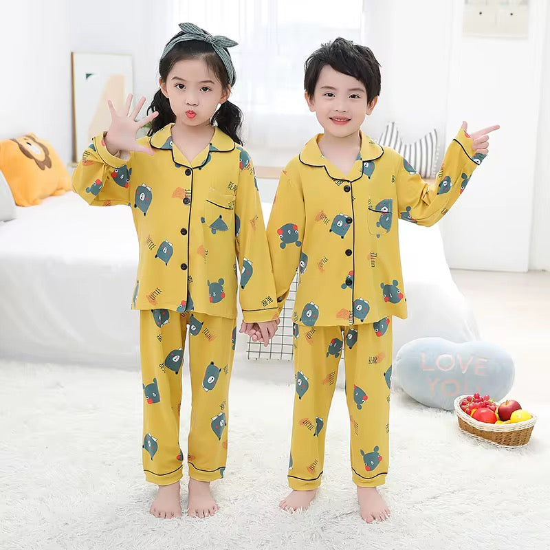 بيجامات حرير الاطفال بأكمام - Children's silk pajamas with sleeves