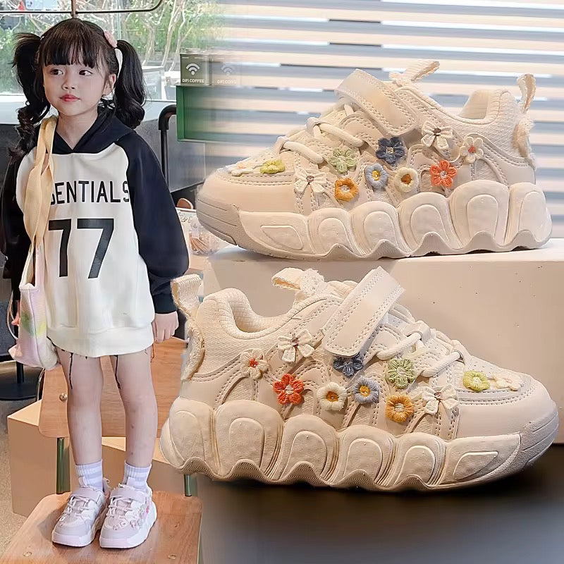 New girls' sneakers