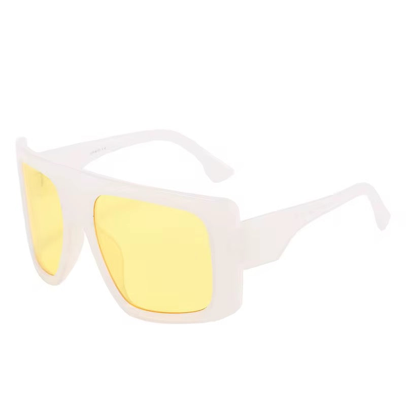 Fashionable ladies sunglasses