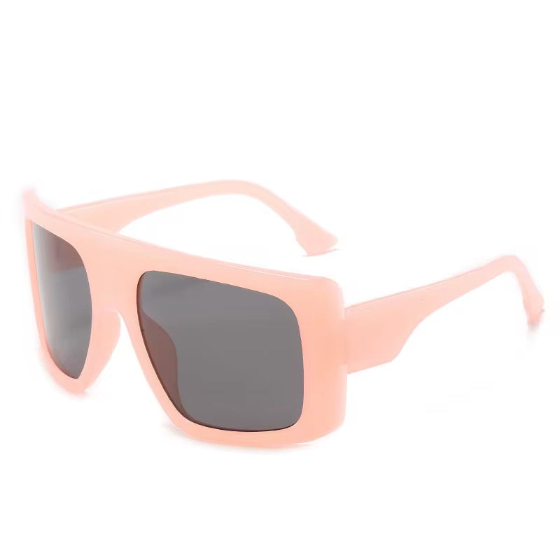 Fashionable ladies sunglasses