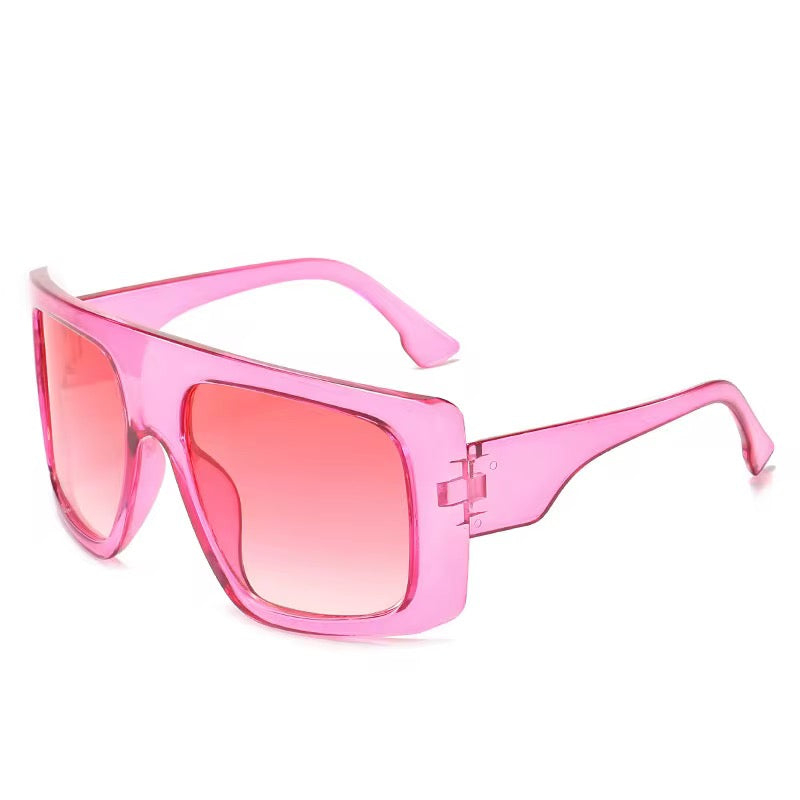 Fashionable ladies sunglasses