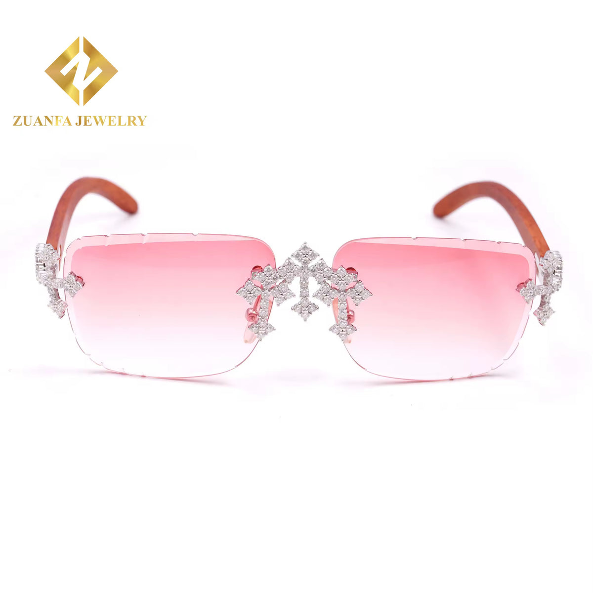 Fashionable women's glasses
