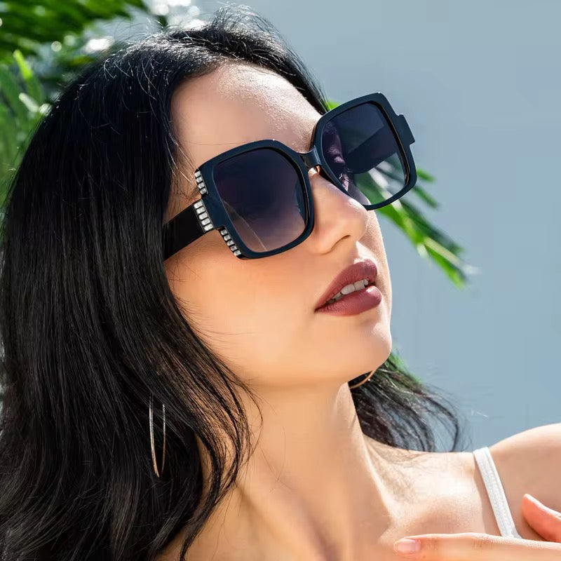 نظارات نسائيه شمسيه - Women's sunglasses