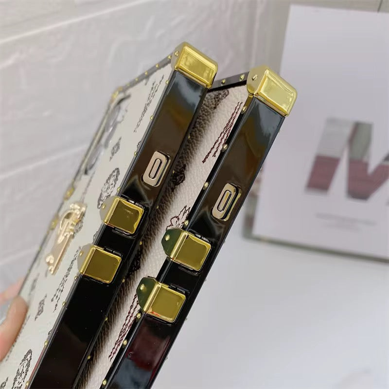 iPhone covers