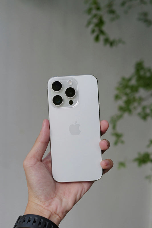 Phones, iPhone
