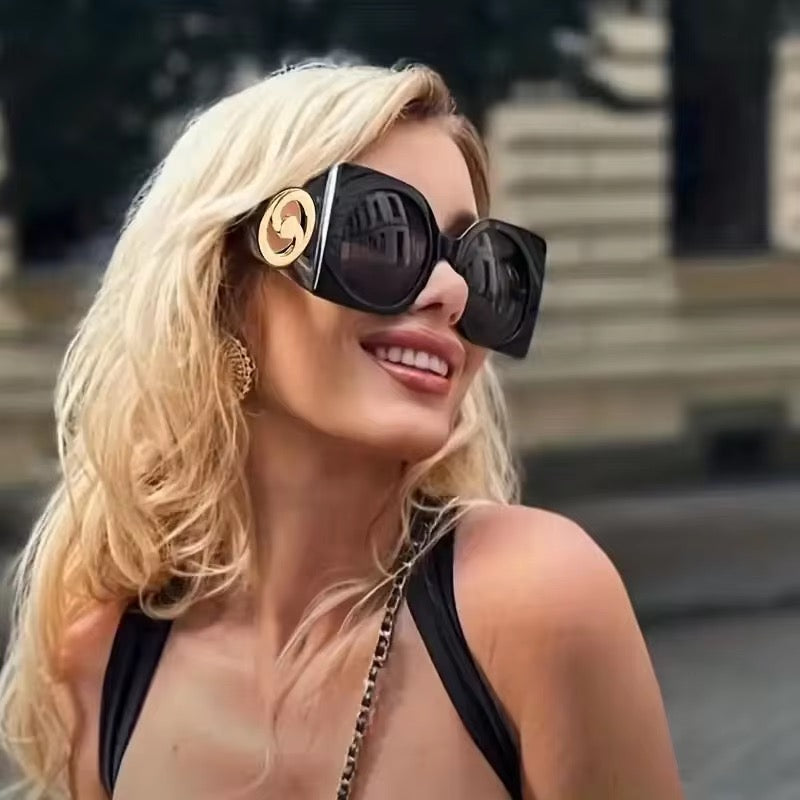 نظارات شمسيه نسائيه عصريه و كلاسيكيه - Modern and luxurious women's sunglasses