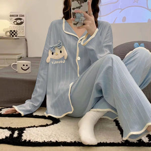 Women's long-sleeved pajamas
