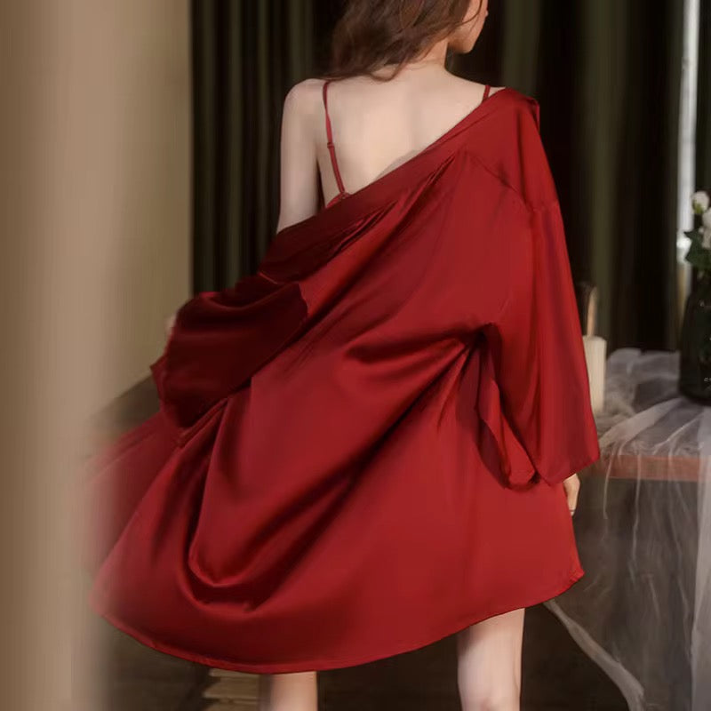 Women's sleepwear 