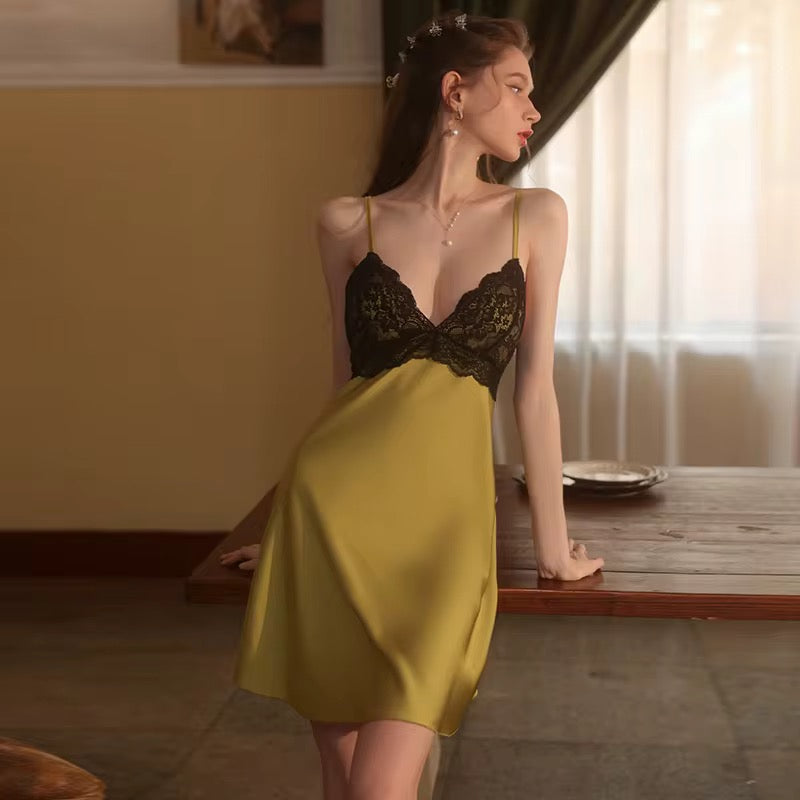 Women's sleepwear 