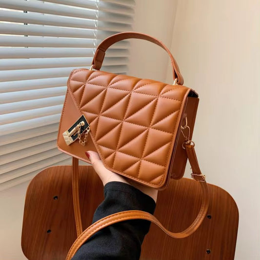 Stylish women's handbags with simple style