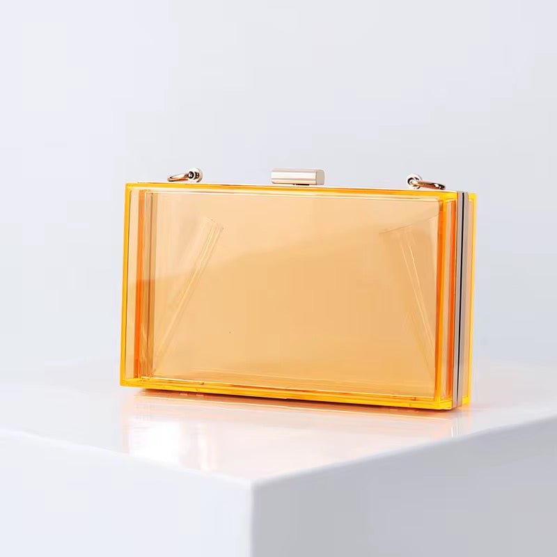 نظارات شمسية وحقائب يد جديدة -  Women's Sunglasses and Handbags with