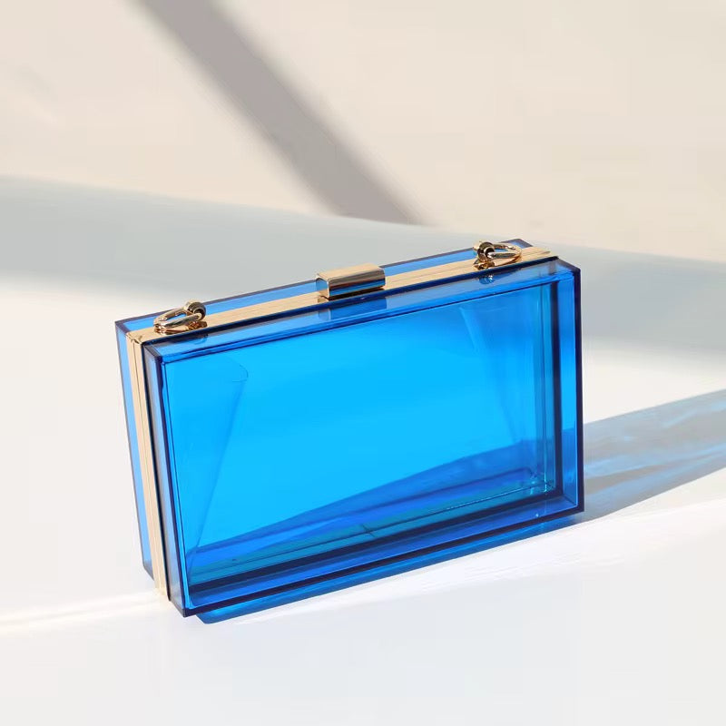 نظارات شمسية وحقائب يد جديدة -  Women's Sunglasses and Handbags with