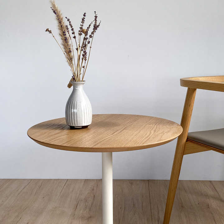 Round snack living room table 