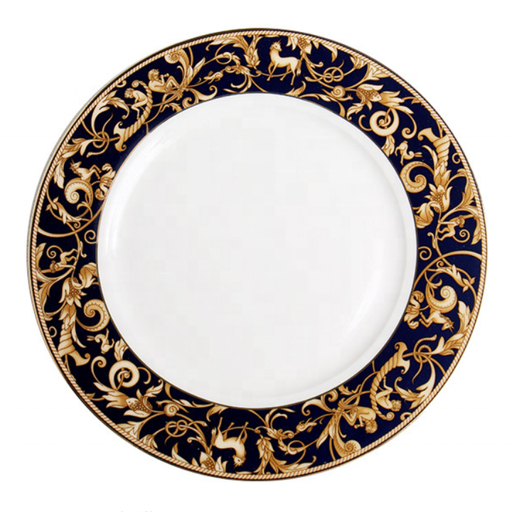 Cooking utensils and plates 