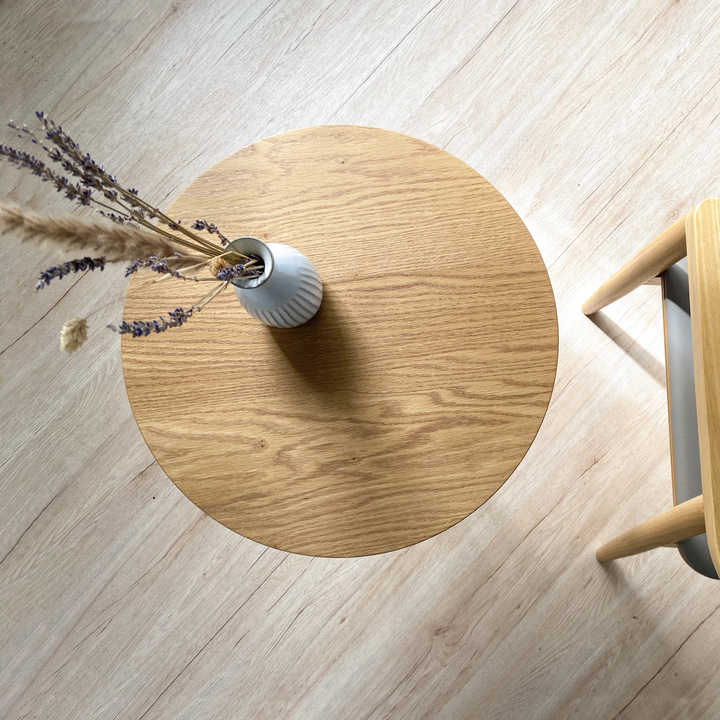 Round snack living room table 